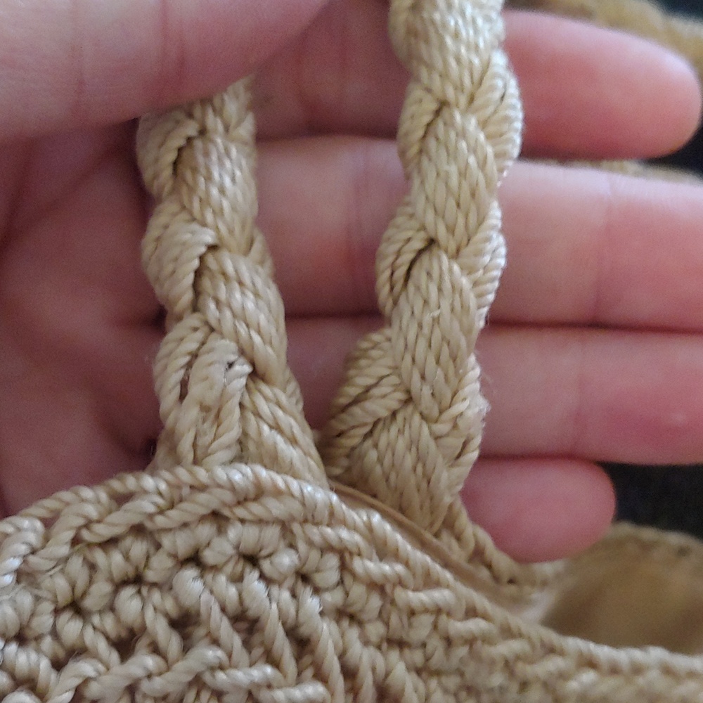 Lina Crochet Tote Bag with Rope Handles - Picture 3 of 9